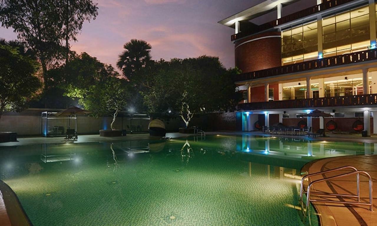 Sarah Resort Gazipur Exterior foto